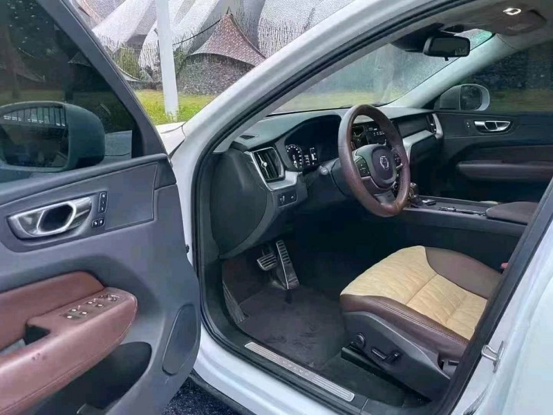 19年广州沃尔沃XC60