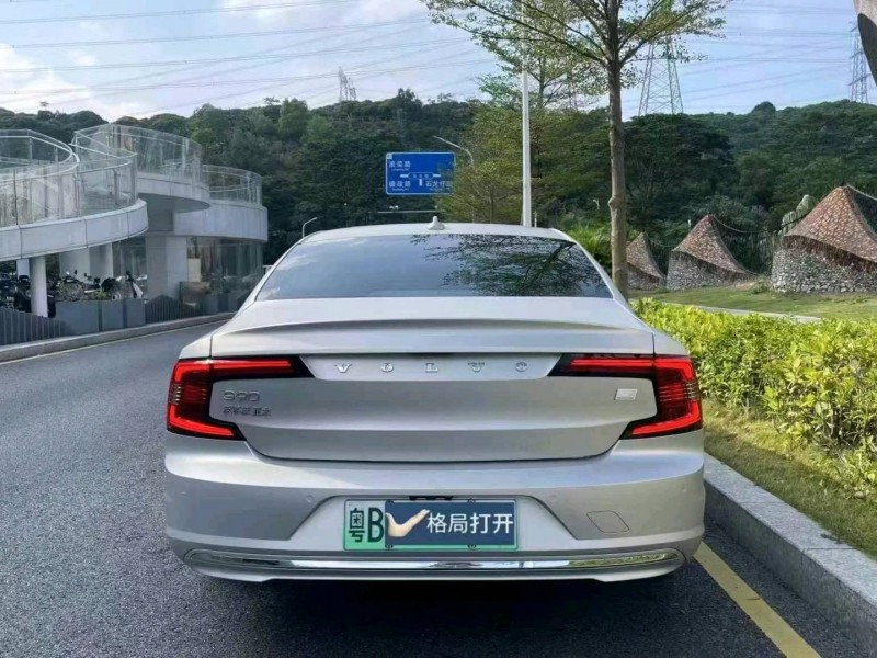 22年广州沃尔沃S90