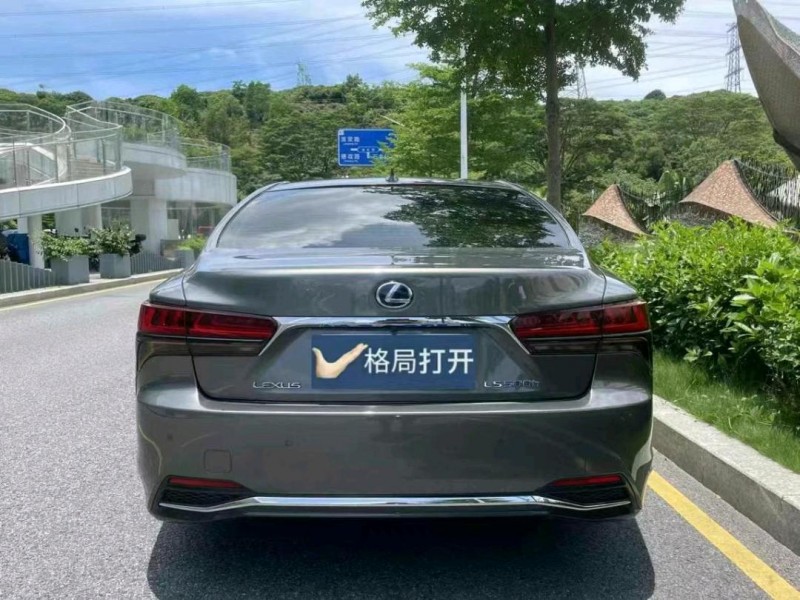 22年广州雷克萨斯LS