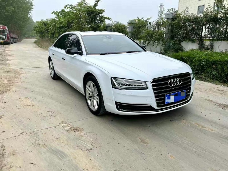 17年潍坊奥迪A8L
