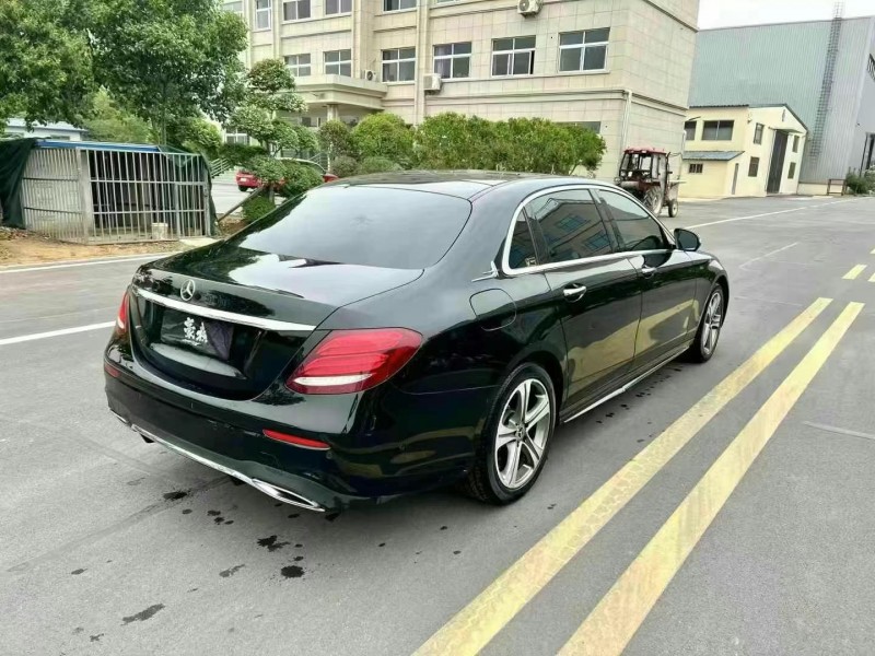 20年泰安奔驰E