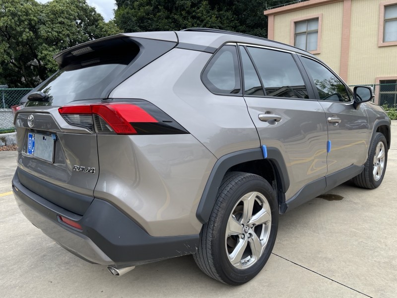 22年中山市丰田RAV4荣放