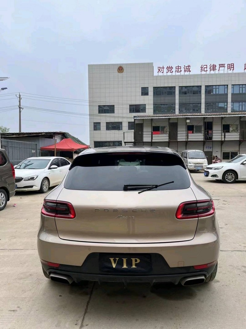 17年武汉保时捷Macan
