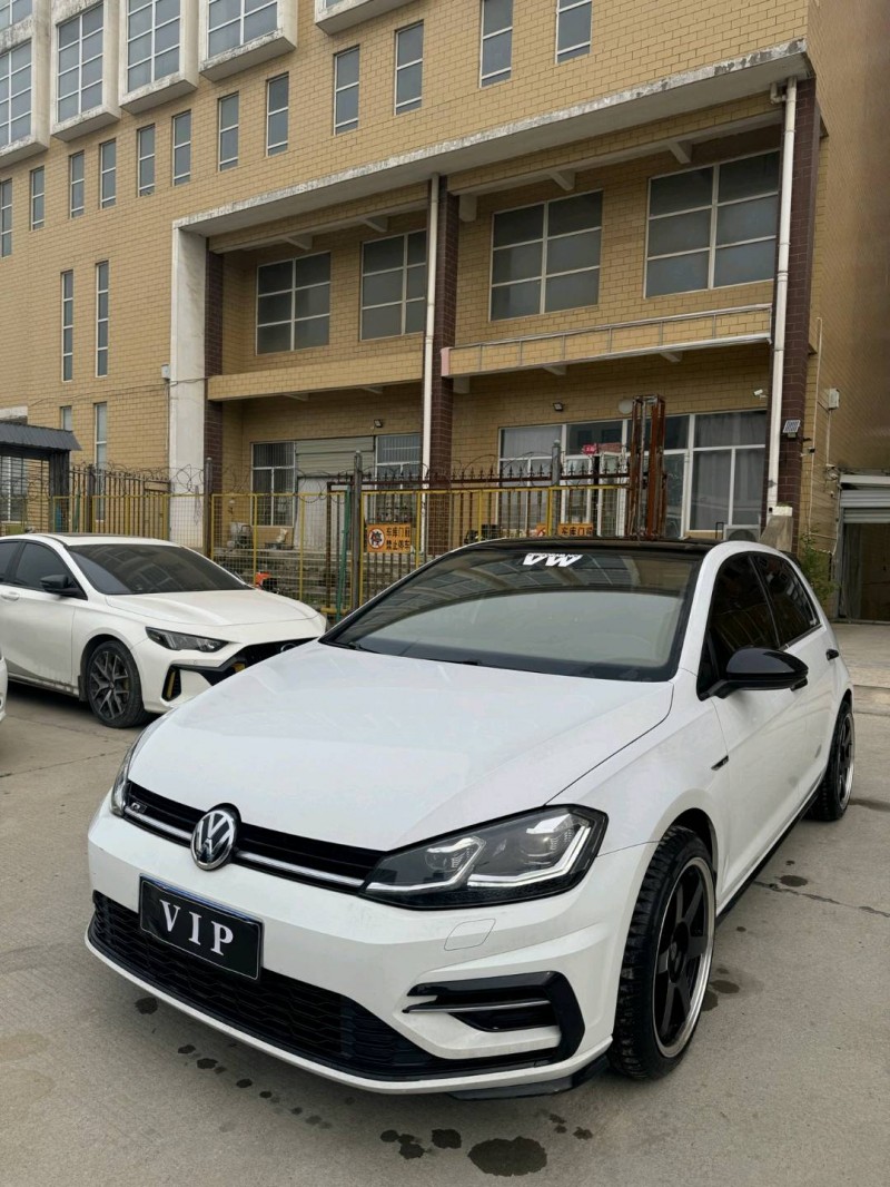 19年武汉大众高尔夫