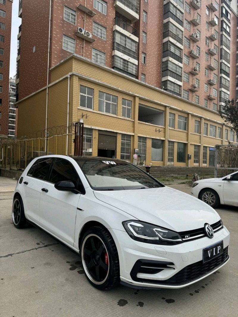 19年武汉大众高尔夫
