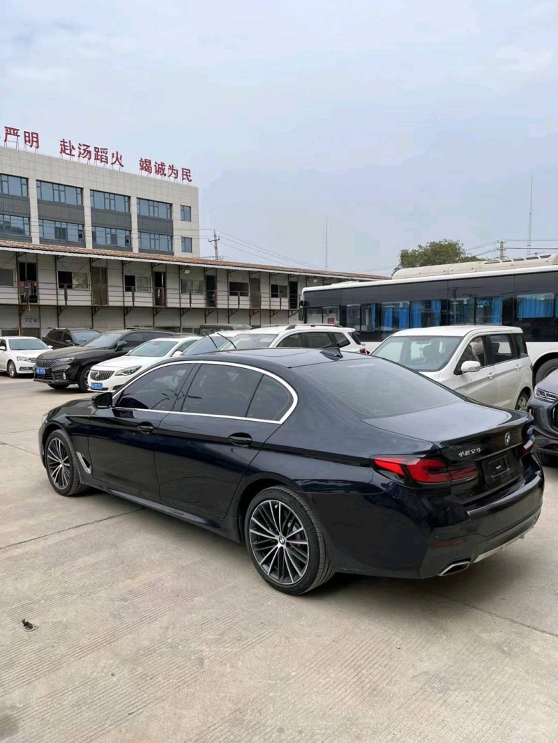 22年武汉宝马5系