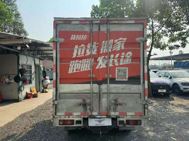21年广州金杯汽车阁瑞斯
