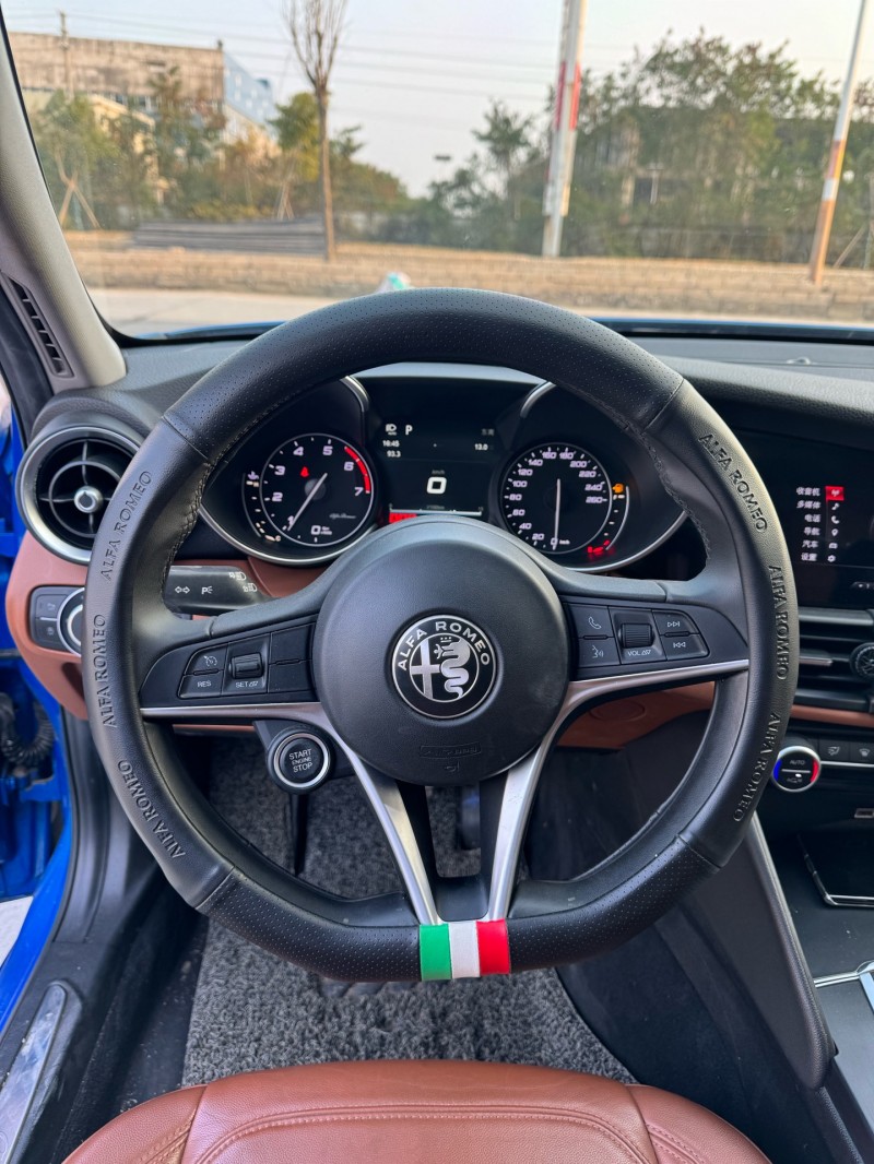 19年潮州阿尔法·罗密欧Giulia