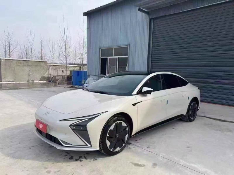 24年乌鲁木齐智己L7