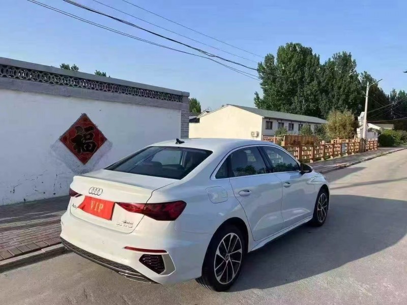 24年乌鲁木齐奥迪A3