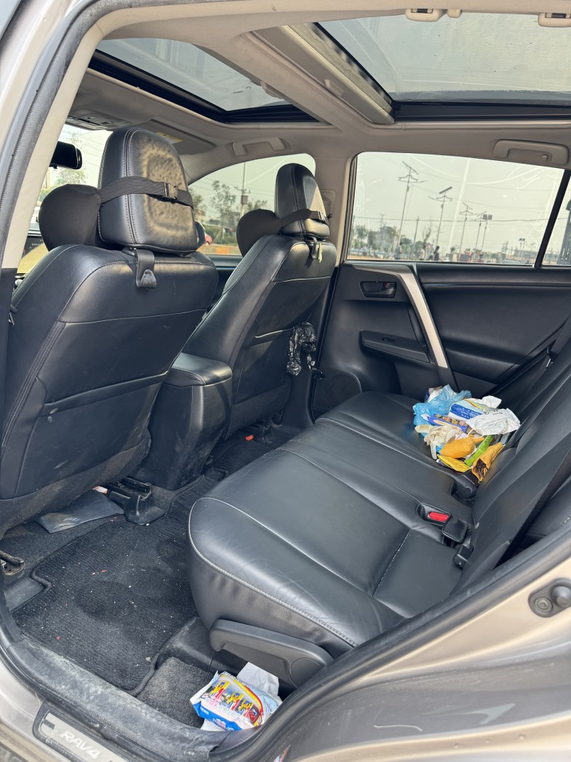 15年潮州丰田RAV4荣放