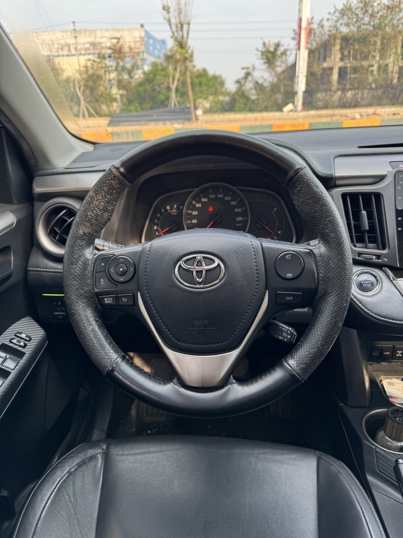 15年潮州丰田RAV4荣放