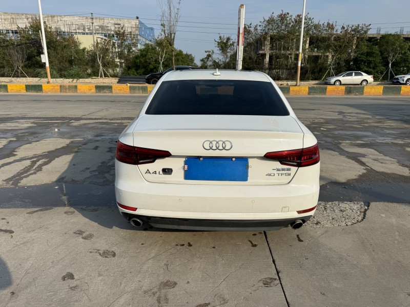 17年潮州奥迪A4L