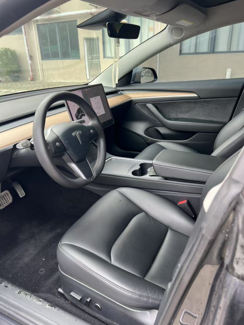 21年江门特斯拉MODEL 3