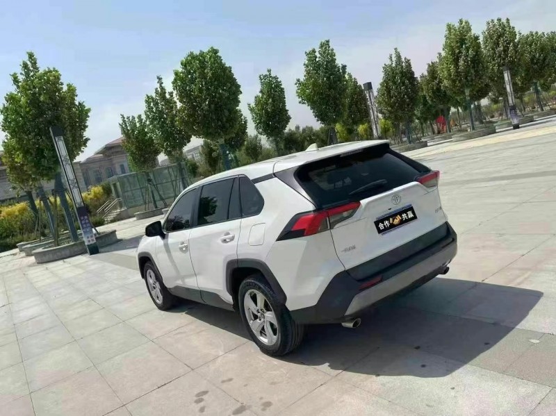 20年张家口丰田RAV4