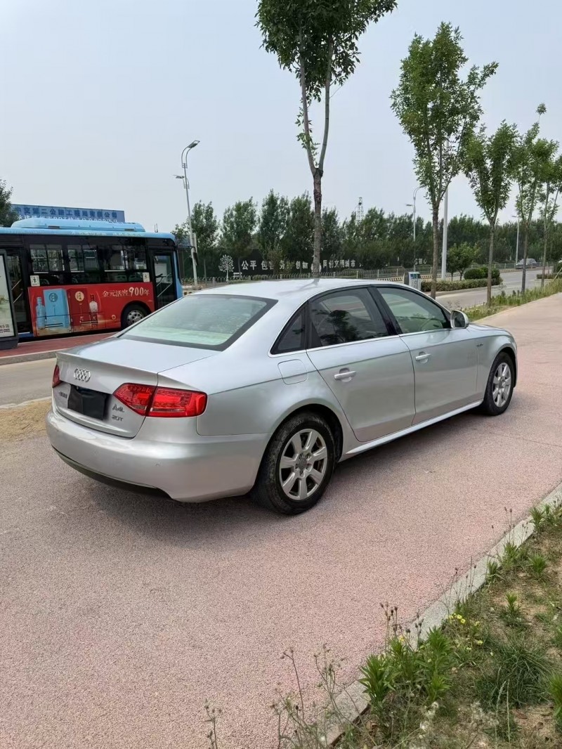 12年枣庄奥迪A4L