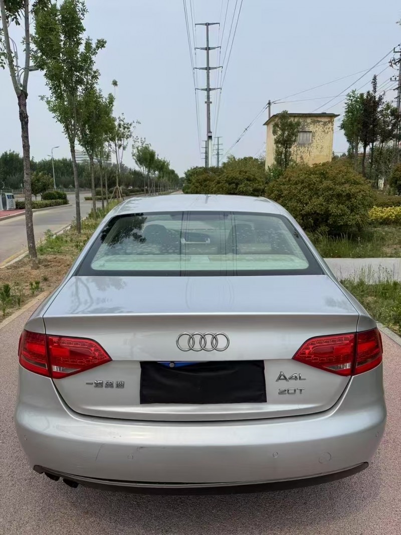 12年枣庄奥迪A4L