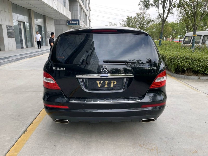17年济宁奔驰R