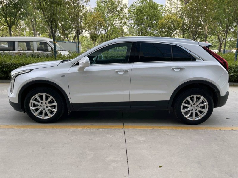 21年济宁凯迪拉克XT4