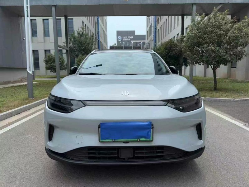 23年南京零跑汽车C11