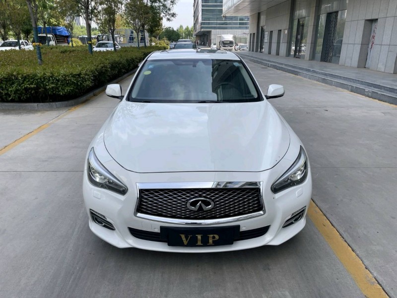 16年济宁英菲尼迪QX50(进口)