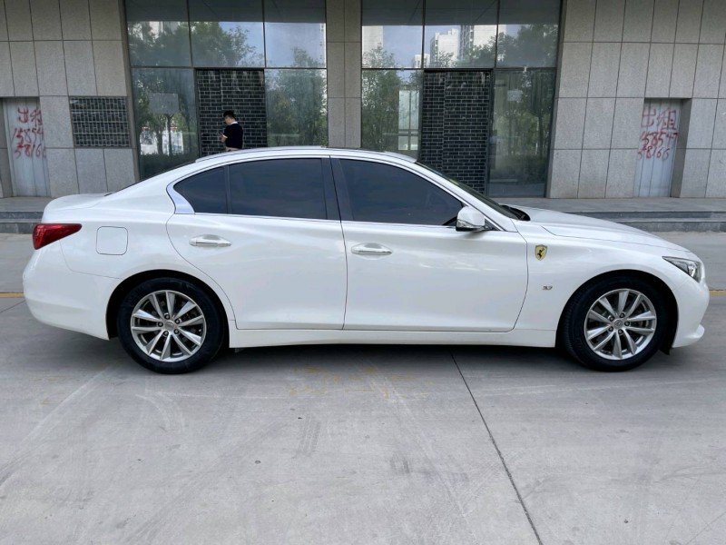 16年济宁英菲尼迪QX50(进口)