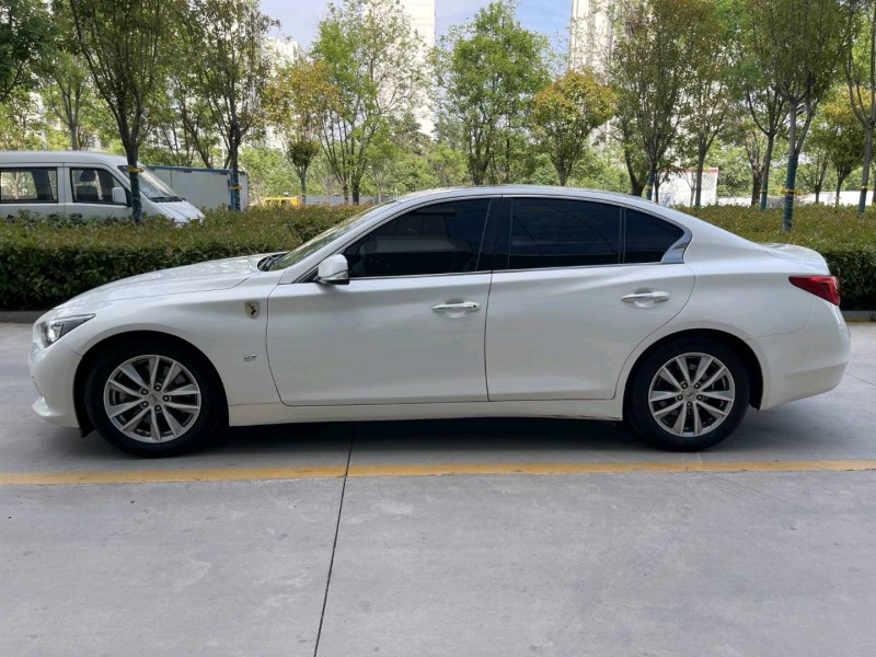 16年济宁英菲尼迪QX50(进口)