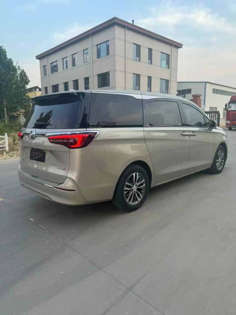 22年唐山别克GL8