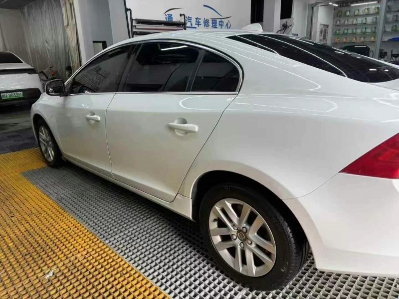17年宜春沃尔沃S60L