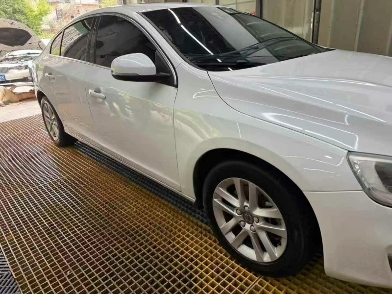 17年宜春沃尔沃S60L