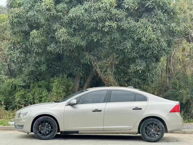 15年汕头沃尔沃S60L