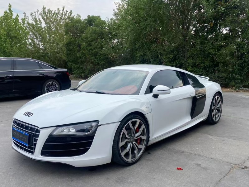 12年徐州奥迪R8
