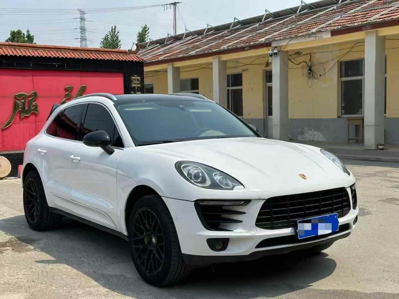 17年烟台保时捷Macan