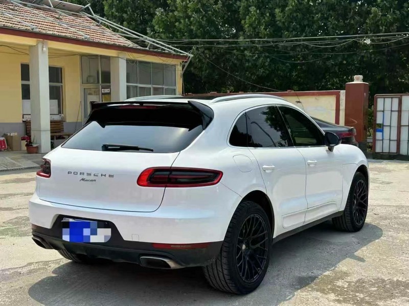17年烟台保时捷Macan