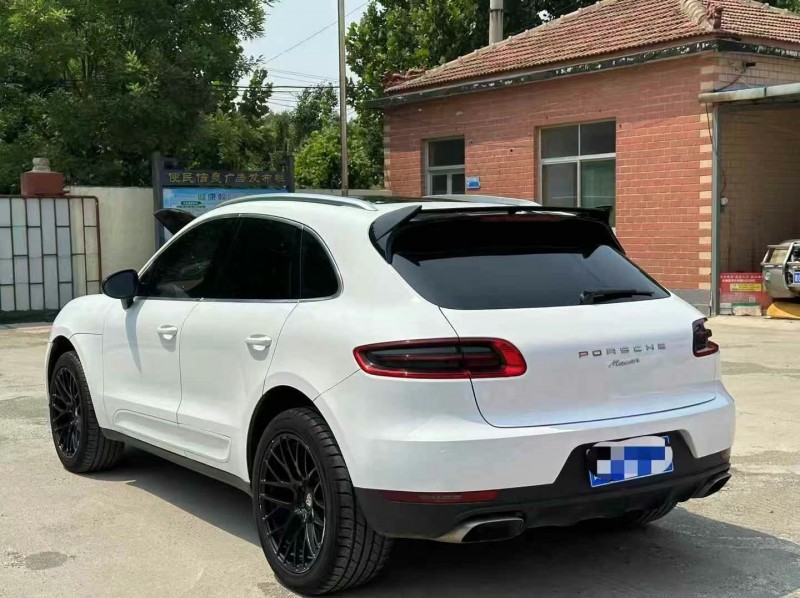 17年烟台保时捷Macan