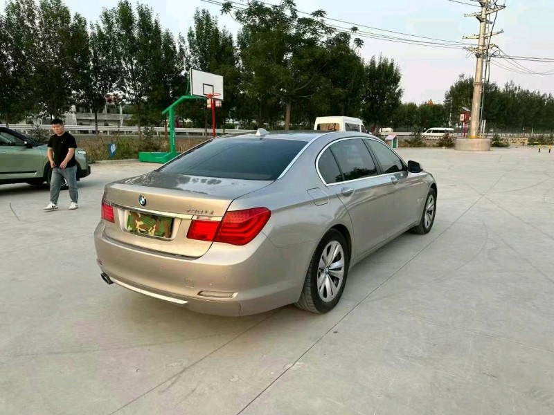 12年徐州宝马7系