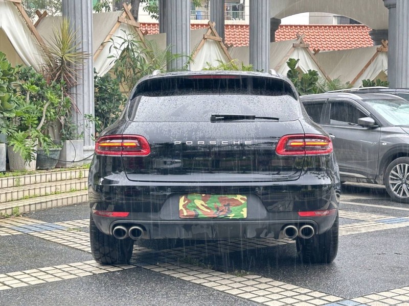 17年东莞市保时捷Macan