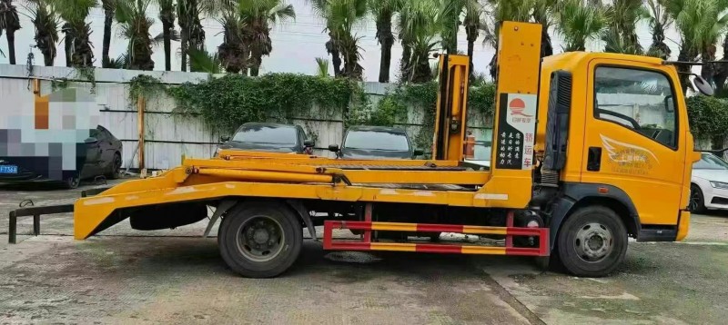 24年湛江卡车系列重汽豪沃