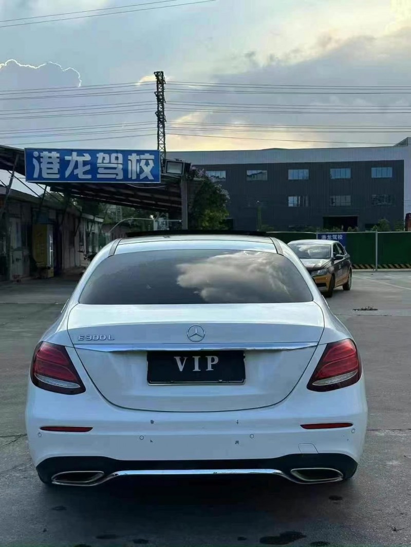 19年梅州奔驰E