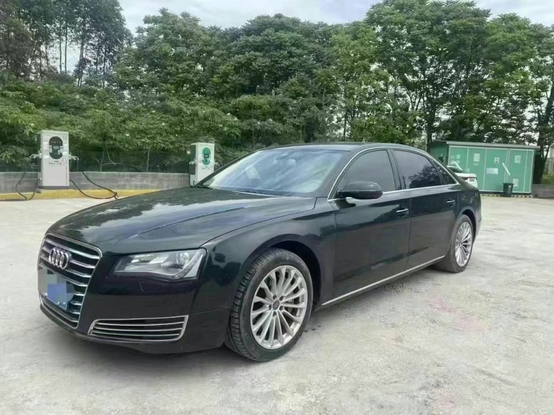 13年南宁奥迪A8L