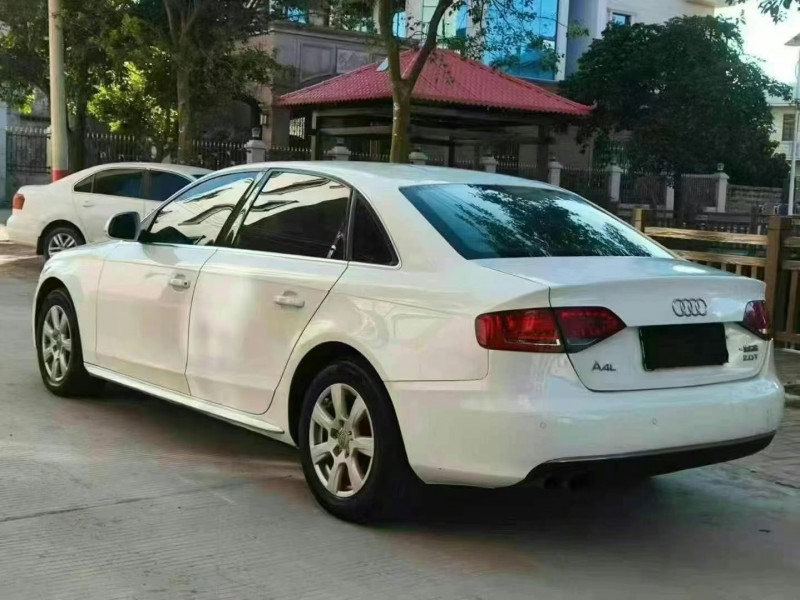 09年潮州奥迪A4L