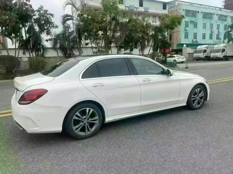 16年珠海奔驰C