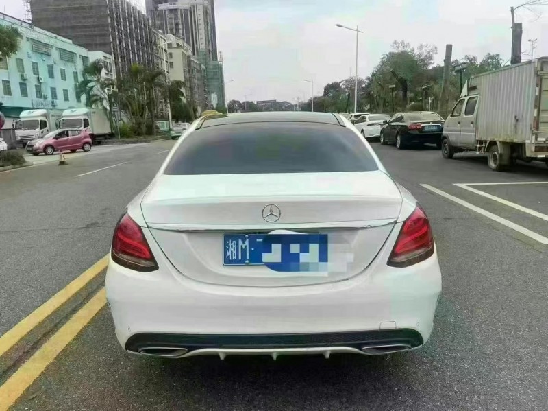 16年珠海奔驰C