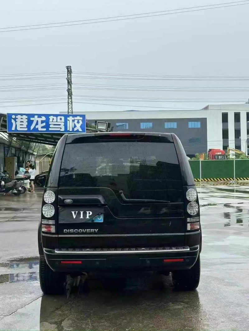 16年珠海路虎发现4