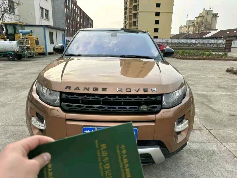 15年潍坊路虎揽胜极光