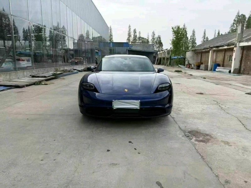21年徐州保时捷Taycan