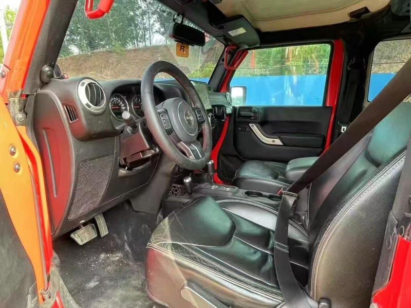 13年青岛Jeep牧马人