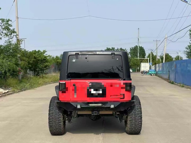 13年青岛Jeep牧马人