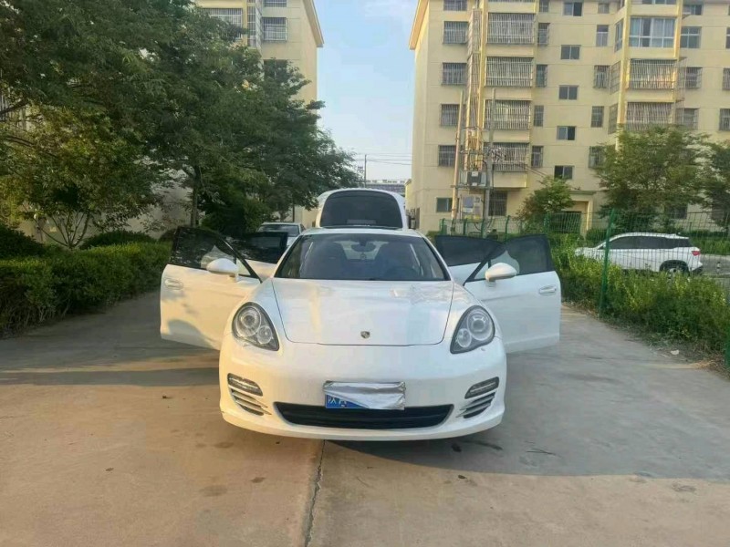 13年徐州保时捷帕拉梅拉