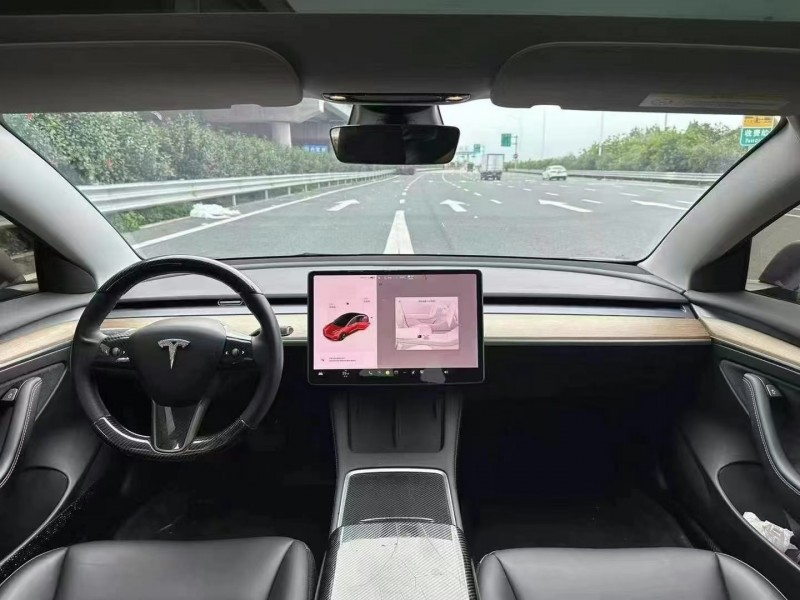 22年汕头特斯拉MODEL 3